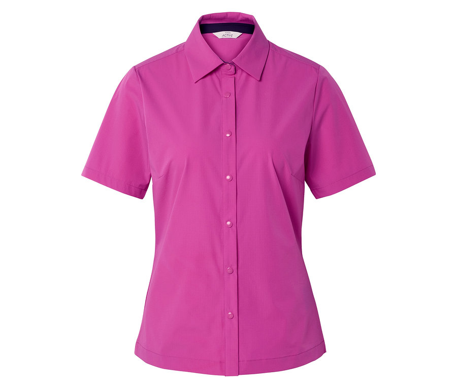 Różowa koszula z krótkim rękawem na białym tle.