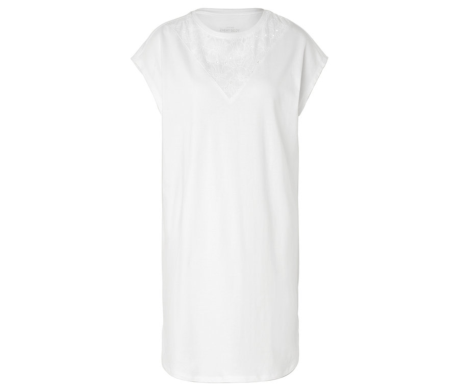Biała, sięgająca do kolan sukienka T-shirt z dekoltem w serek i kwiatowymi detalami.