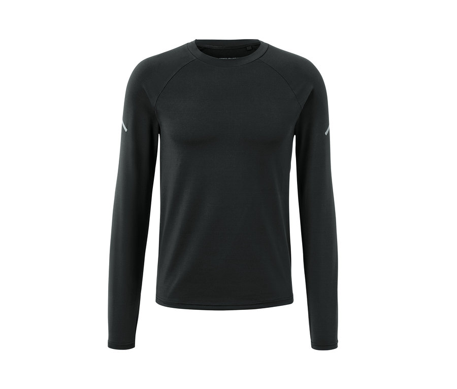 Czarna koszulka funkcyjna z długim rękawem.