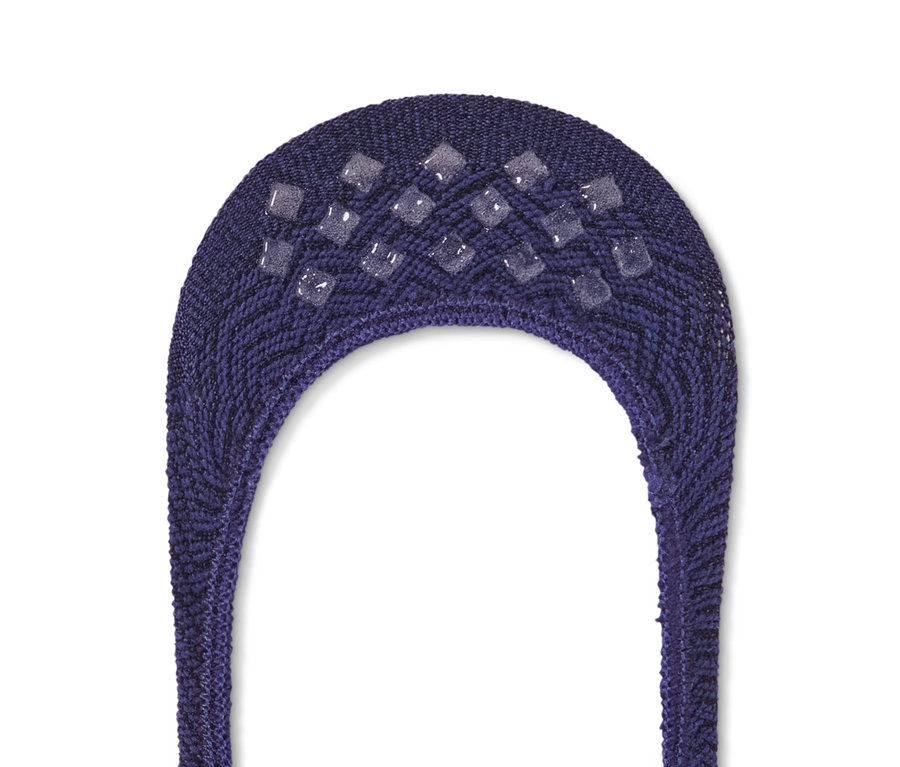 Zbliżenie na niebieskie skarpetki-stopki, 2 pary.