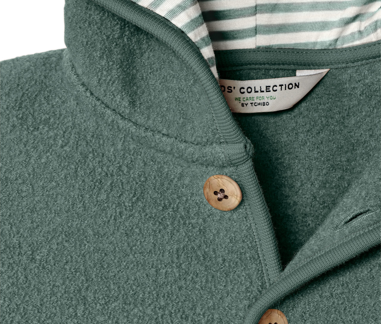 Zbliżenie na kurtkę z wełny.