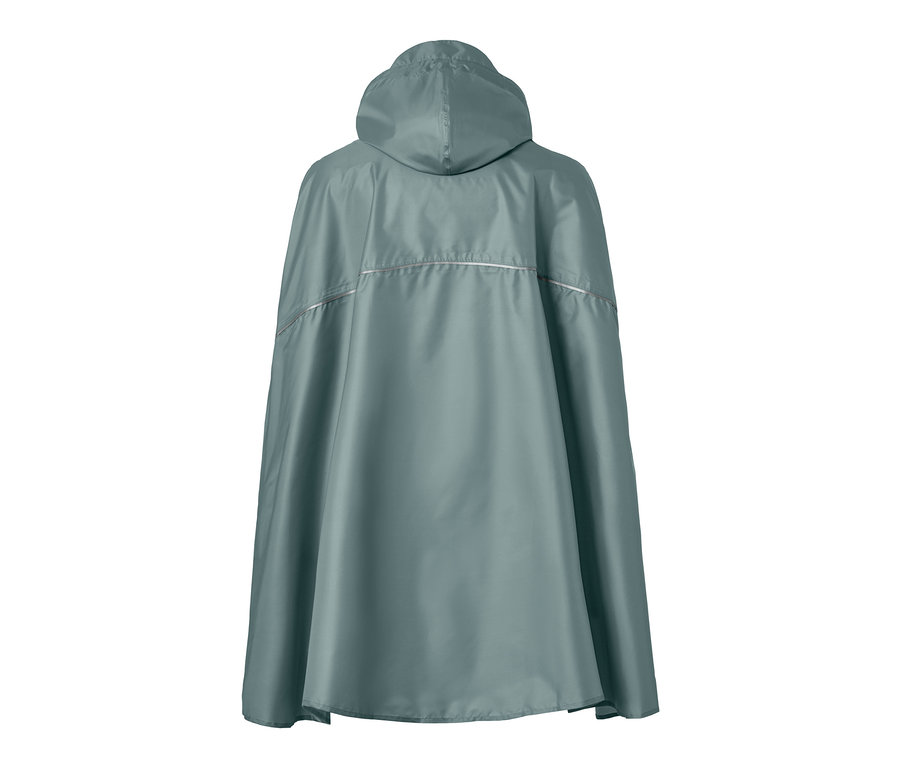 Widok z tyłu zielonego poncza przeciwdeszczowego unisex.