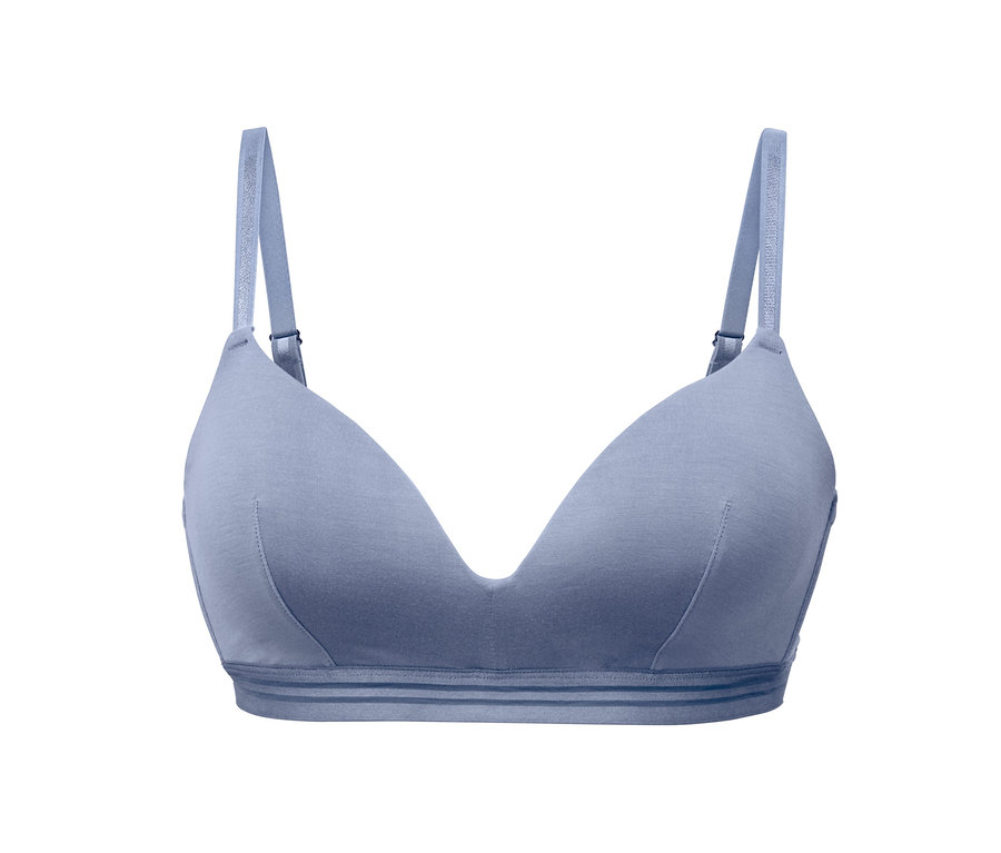 Niebieski biustonosz z miękkimi miseczkami na białym tle.