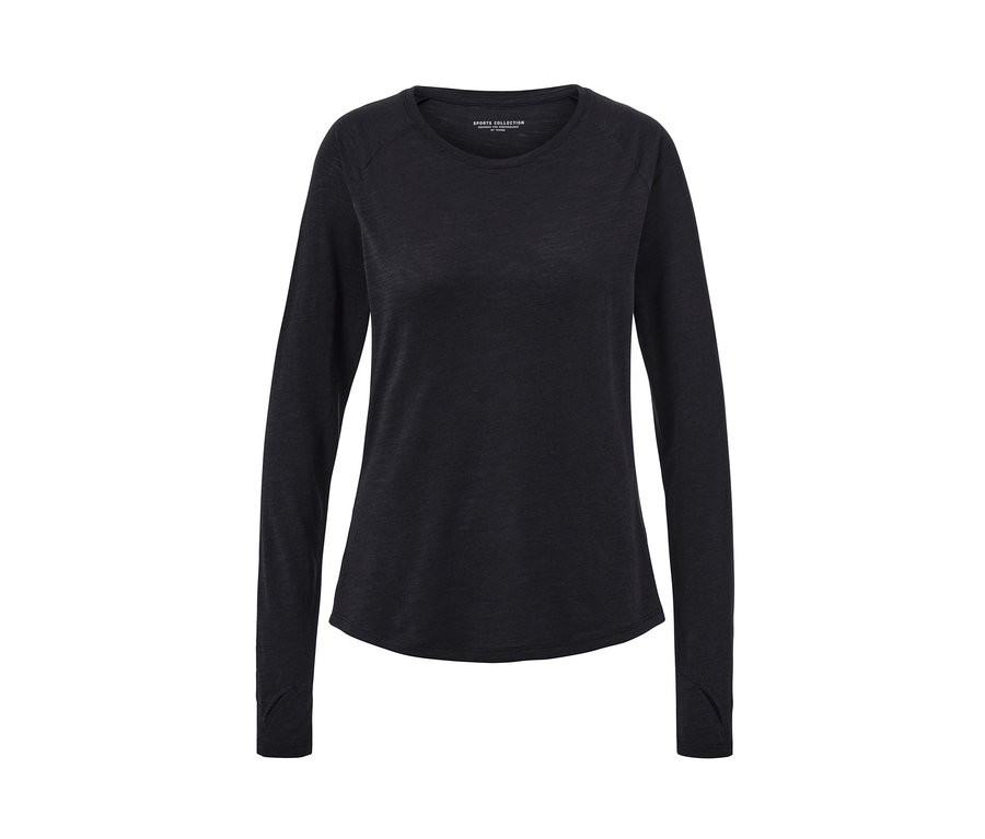 Czarna koszulka sportowa z długim rękawem.