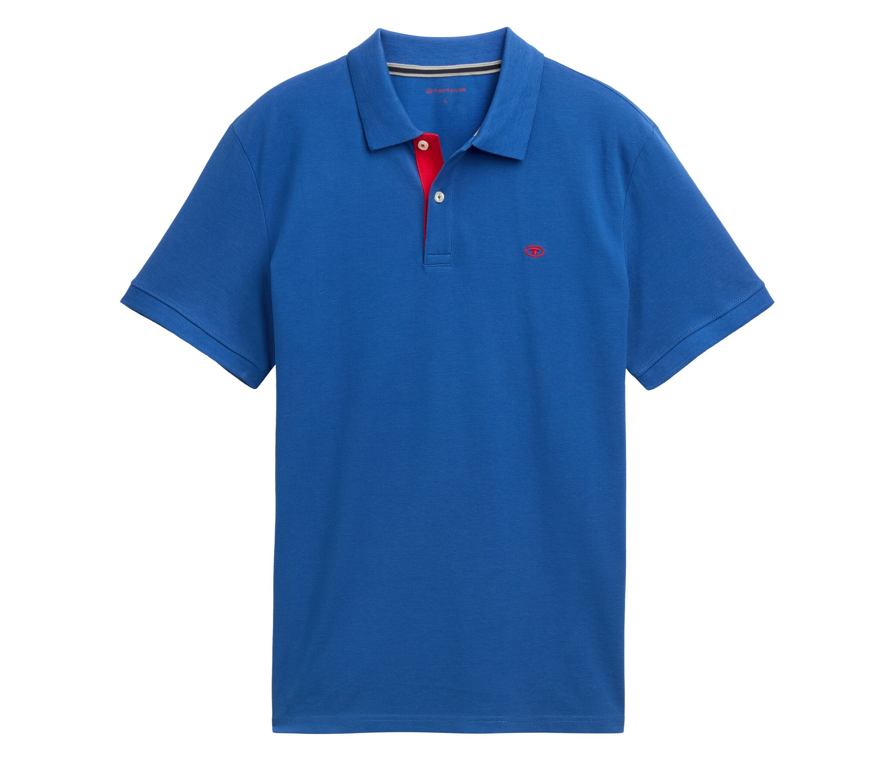 Niebieska koszulka polo Tom Tailor z dzianiny pique, Advanced Blue, z czerwoną wewnętrzną stroną kołnierzyka i czerwonym logo.