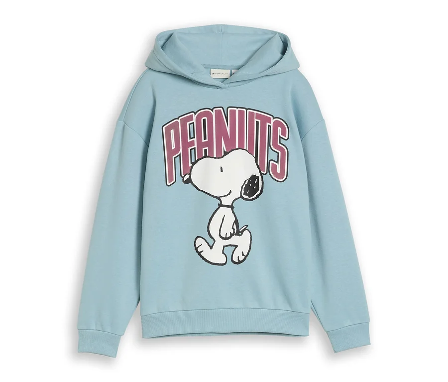 Jasnoniebieska bluza z kapturem z nadrukiem Snoopy'ego i napisem 'PEANUTS'.