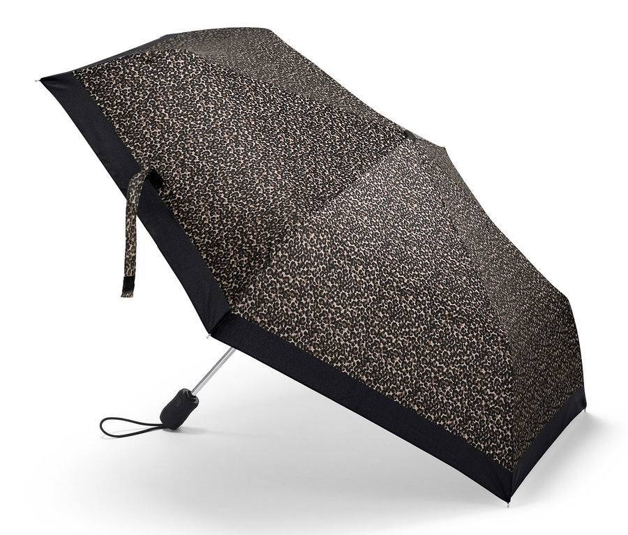 Otwarty kieszonkowy parasol automatyczny we wzór w cętki leoparda.