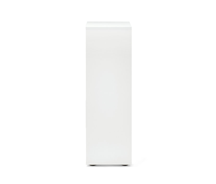 Biała szafka łazienkowa typu sideboard.