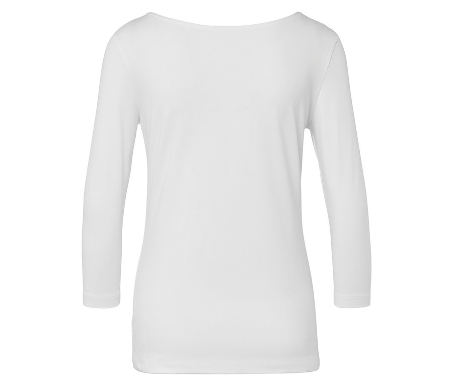 Biała koszulka z długim rękawem na białym tle.