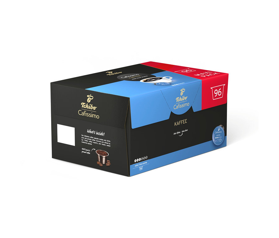 Czarne i niebieskie opakowanie Tchibo Cafissimo Maxi Pack z 96 kapsułkami kawy Tchibo Cafissimo Kaffee Fine Aroma, z filiżanką kawy na wieczku.
