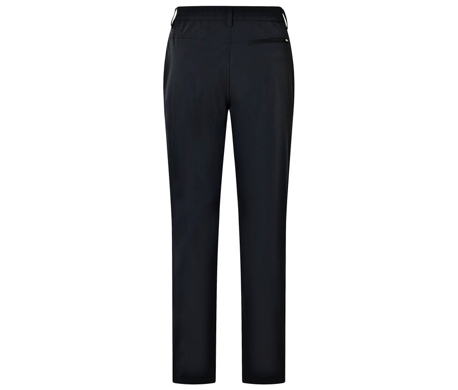 Widok z tyłu czarnych spodni.