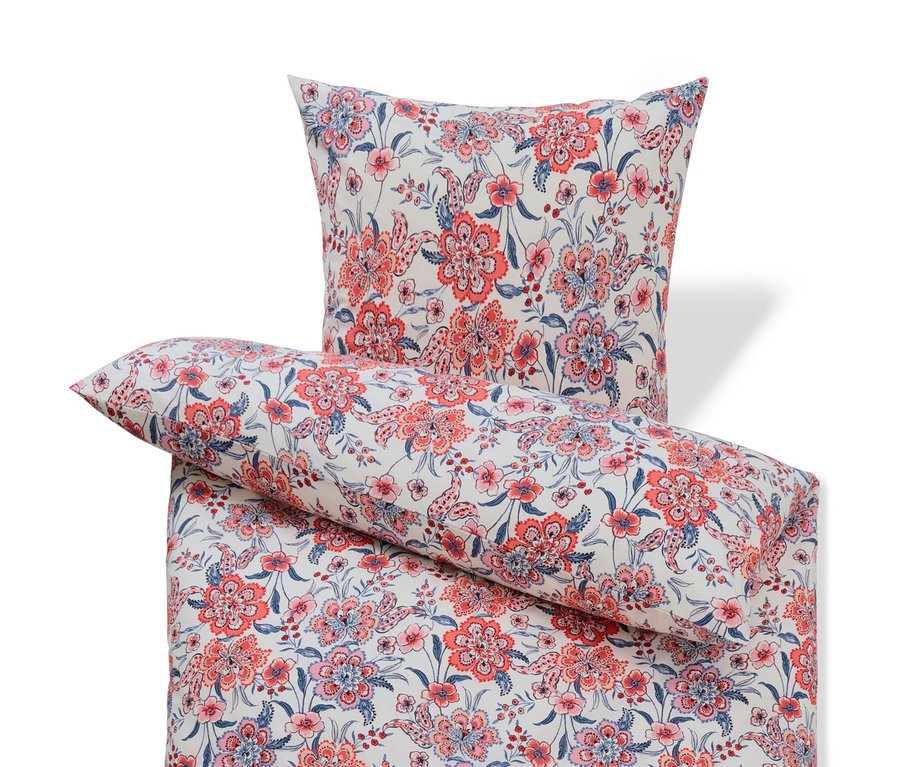 Kremowa pościel z bawełny renforcé w rozmiarze standardowym i niestandardowym, z kwiatowym wzorem.