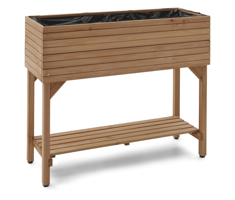 Podwyższona drewniana skrzynka na rośliny z czarną wyściółką na białym tle.