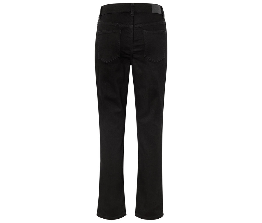 Czarne dżinsy widziane od tyłu.