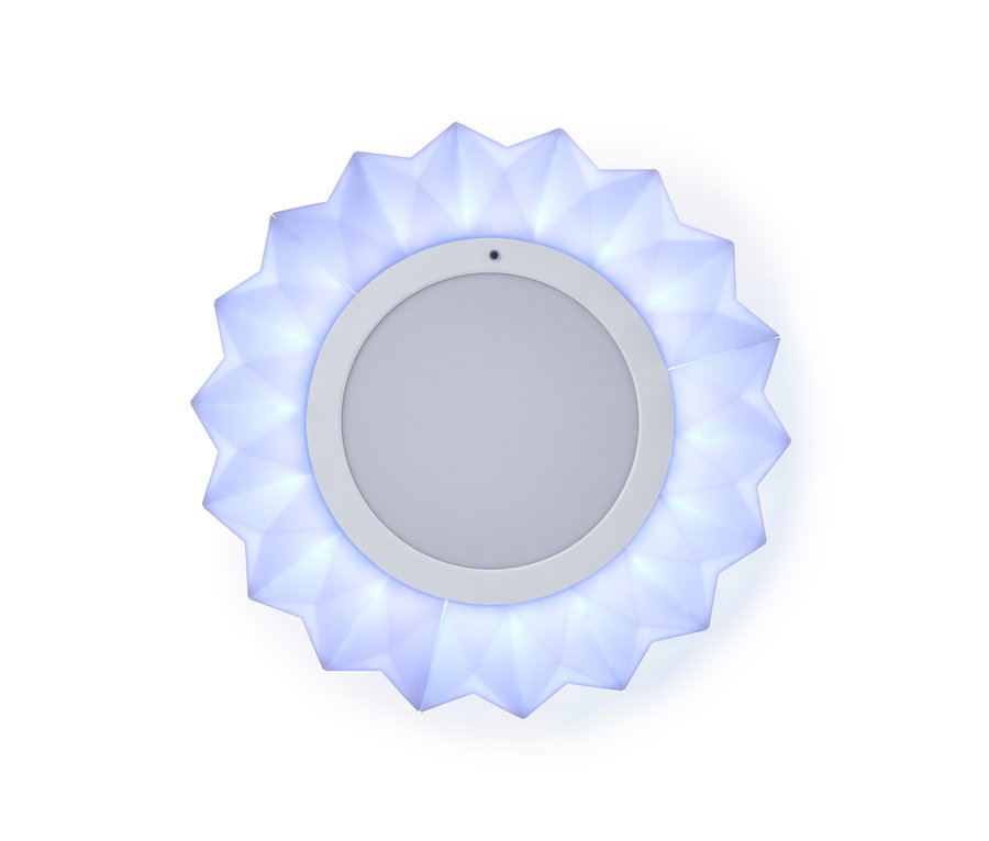 Lampa ścienna i sufitowa LED na białym tle.