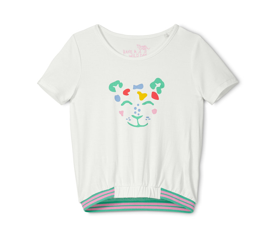 Biała koszulka zakładana przez głowę z kolorowym nadrukiem lwa.