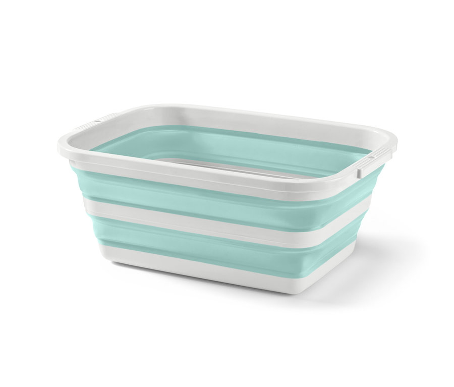 Składany kosz na pranie w kolorze turkusowo-białym.