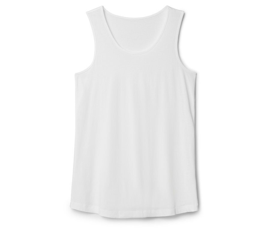 Biały podkoszulek leży na białym tle.