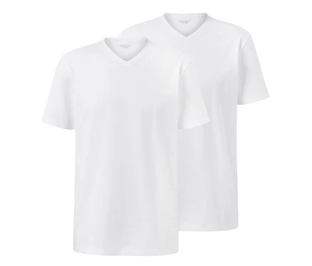 Dwa białe T-shirty z dekoltem w serek leżą jeden na drugim.