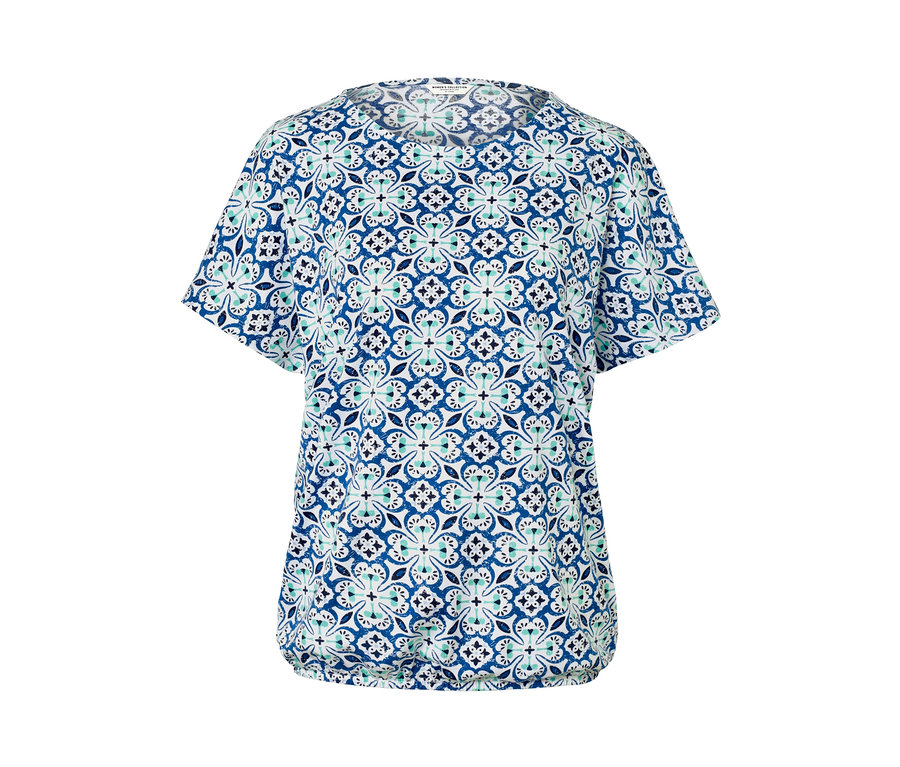 Bluzka z wzorem na całej powierzchni.