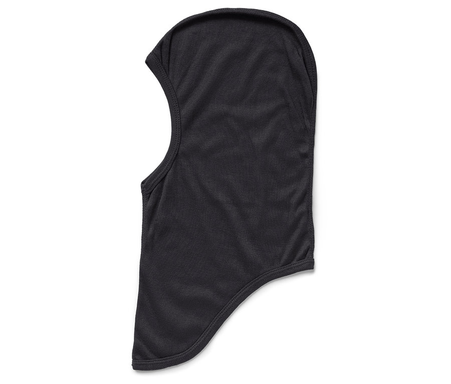 Czarna kominiarka na białym tle.