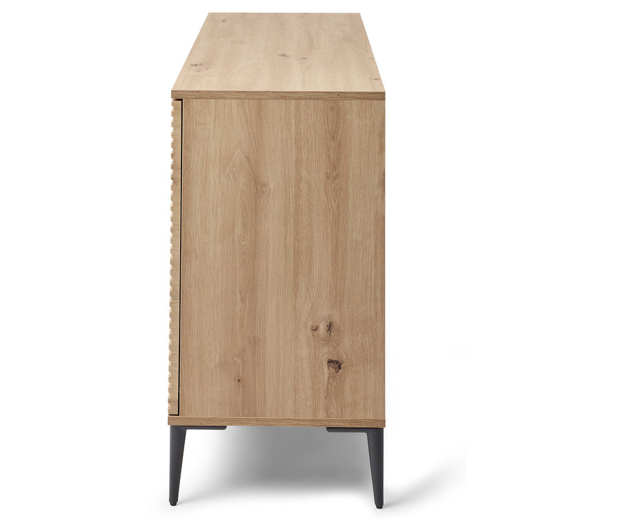 Widok z boku drewnianej szafki z teksturą drewna i czarnymi nogami.