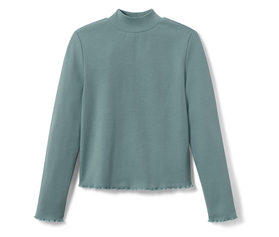 Zielona, prążkowana bluzka z długim rękawem i golfem.