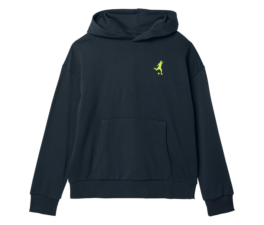 Granatowa bluza z kapturem z żółtym logo piłkarza na piersi.