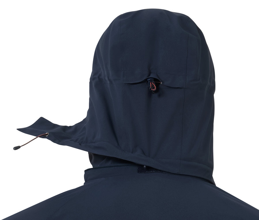 Zbliżenie na kaptur profesjonalnej kurtki narciarskiej.