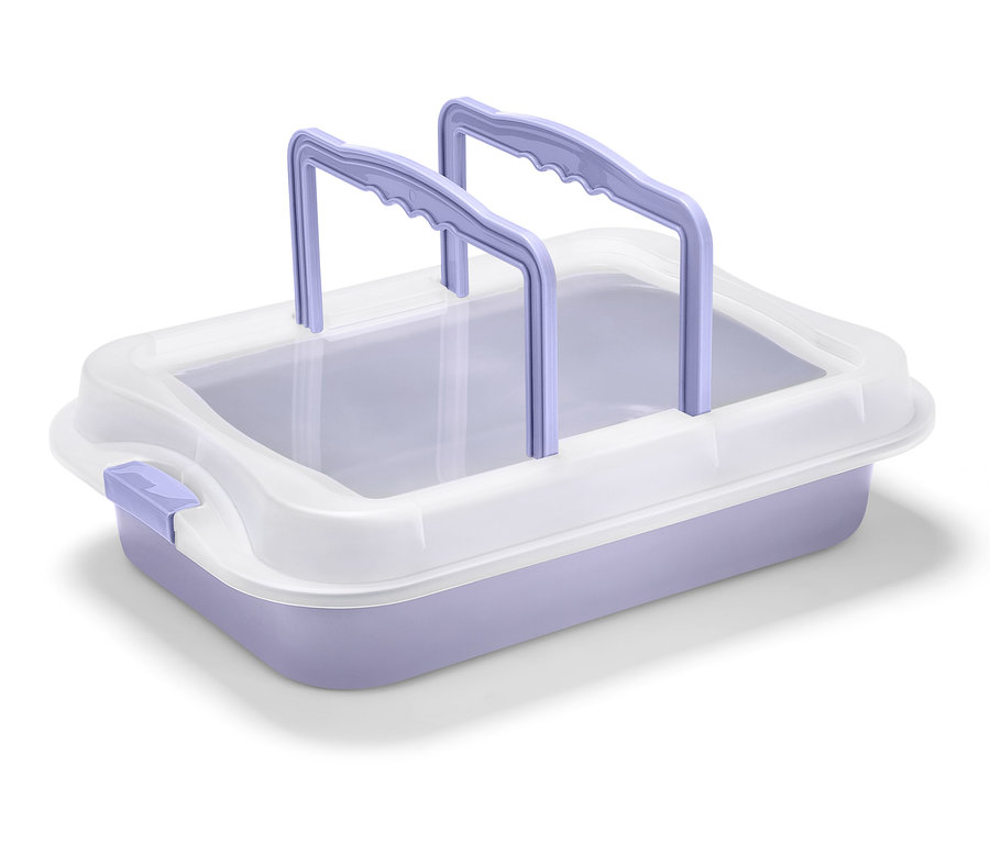 Fioletowa forma do pieczenia z pokrywką.