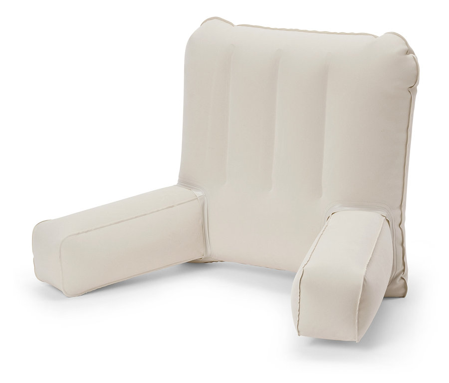 Beżowa poduszka pod plecy z podłokietnikami.