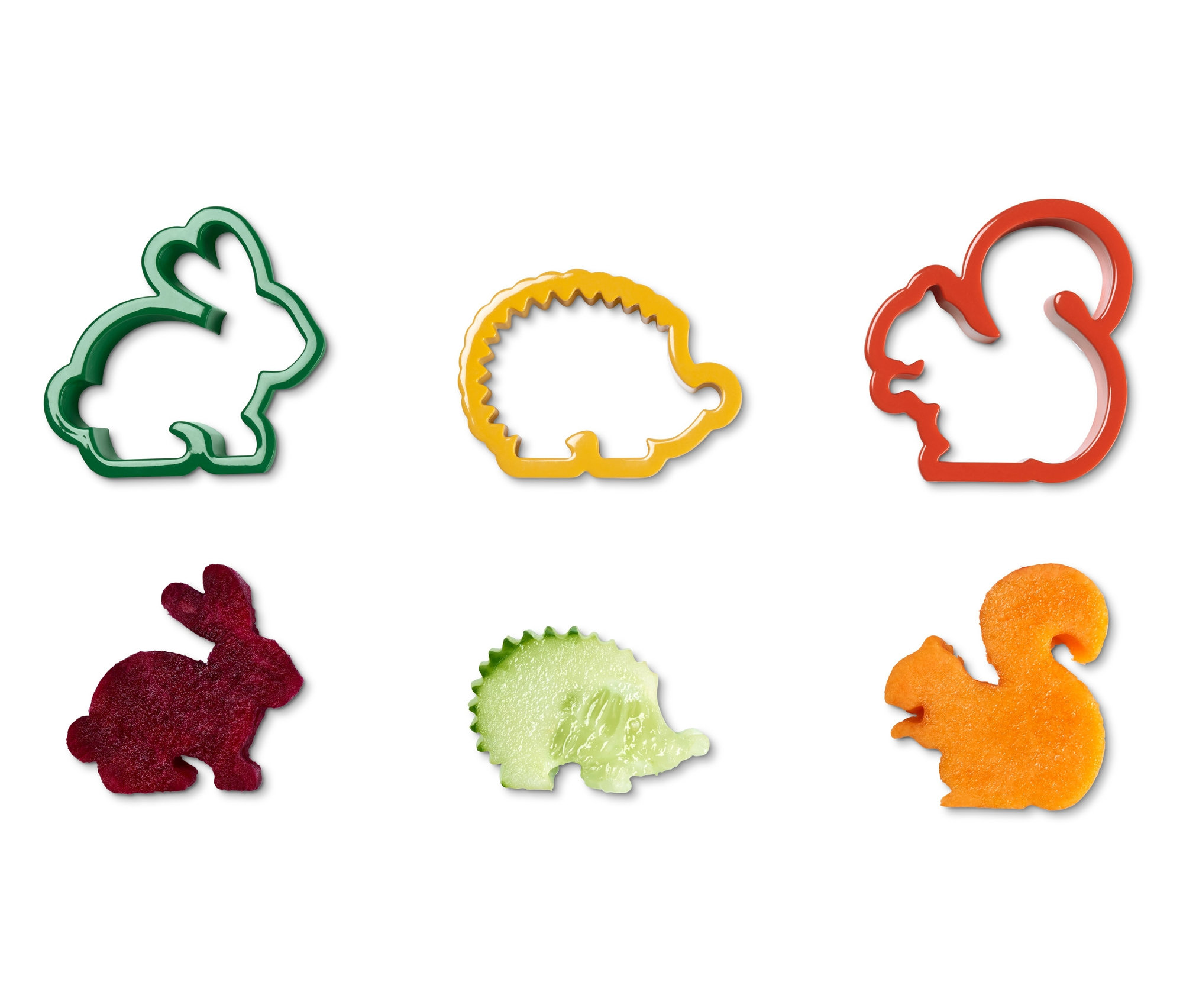 Foremki do wykrawania warzyw i owoców w kształcie królika, jeża i wiewiórki.