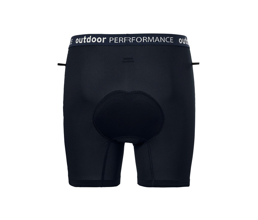 Czarne spodenki rowerowe z napisem "outdoor PERFORMANCE" u góry.