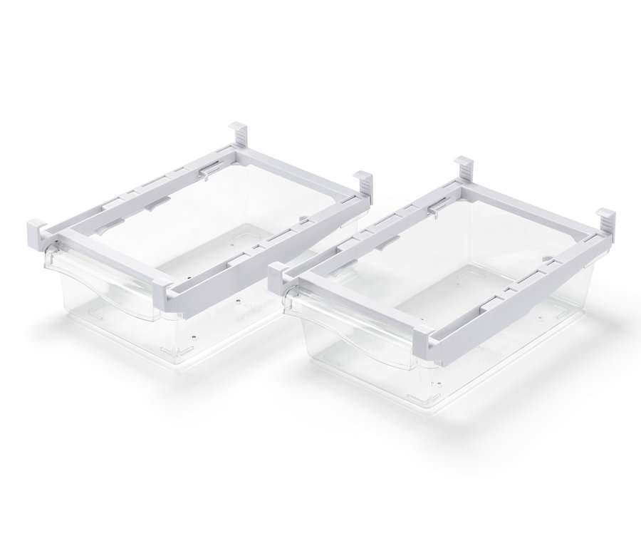 Dwa wysuwane pojemniki do lodówki.