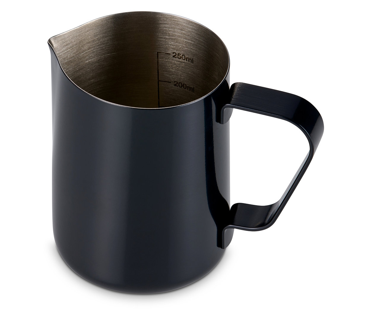 Czarny dzbanek na mleko.