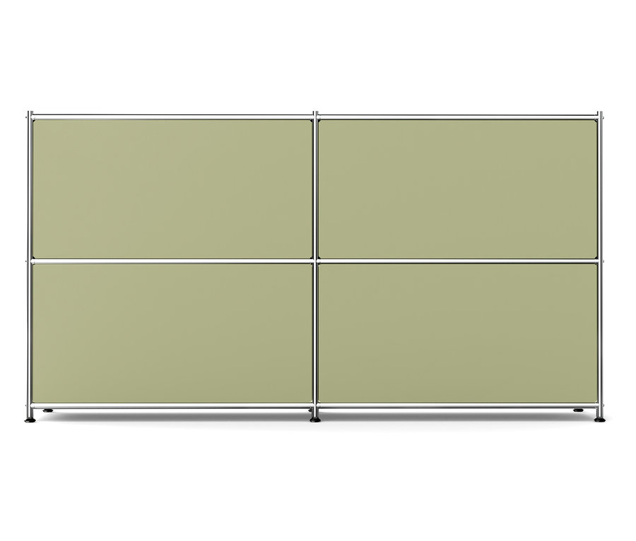 Cztery jasnozielone panele w chromowanej ramie.