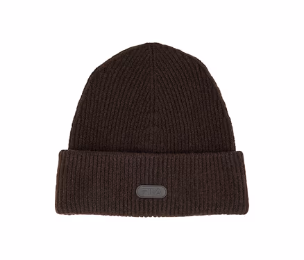 Ciemnobrązowa prążkowana czapka beanie z wywiniętym brzegiem i czarną naszywką z logo Fila z przodu.