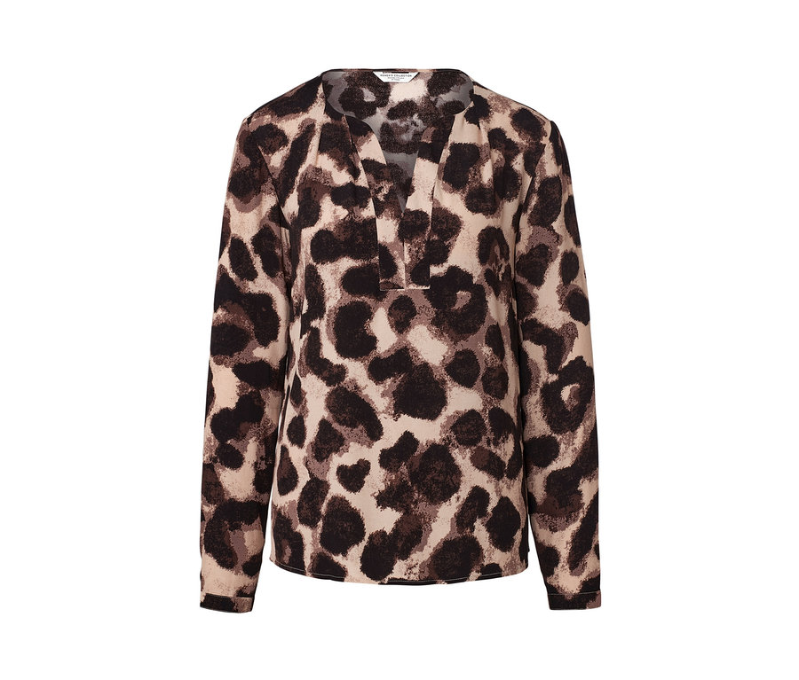 Wzorzysta bluzka z głębokim dekoltem w kształcie litery V i długimi rękawami.