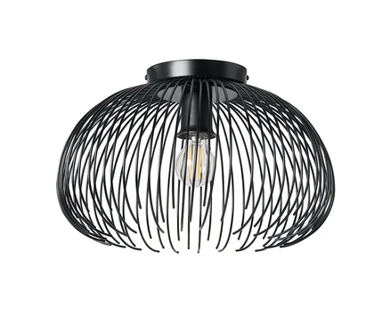 Czarna lampa sufitowa z kloszem z drucianej klatki w kształcie spłaszczonej kopuły. W środku widoczna żarówka Edison.