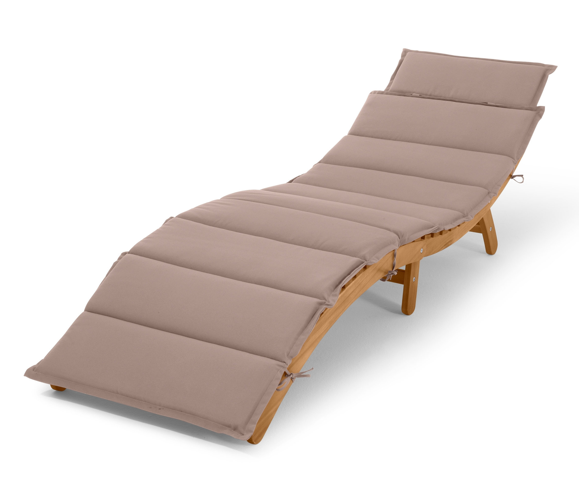 Składany leżak ogrodowy z nakładką, z drewna eukaliptusowego i beżową tapicerką.