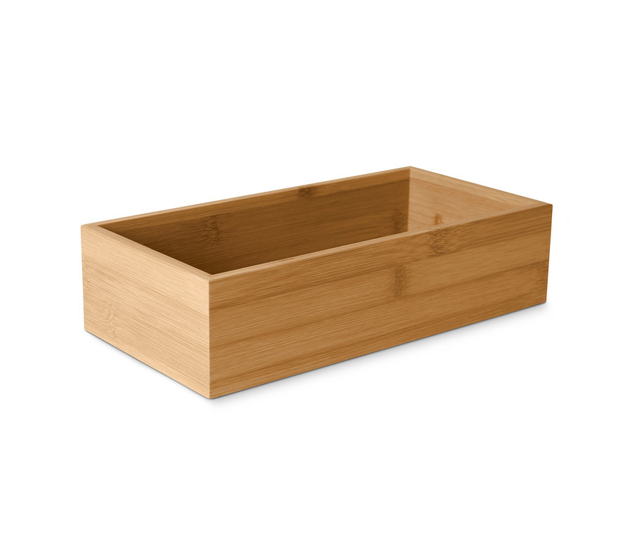 Zbliżenie na puste bambusowe pudełko do przechowywania przypraw.