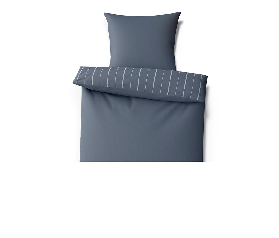 Niebieska pościel z zimowego dżerseju: jeden rozmiar standardowy i jeden niestandardowy.