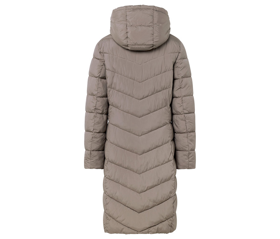 Widok z tyłu beżowej, pikowanej kurtki puchowej z kapturem.