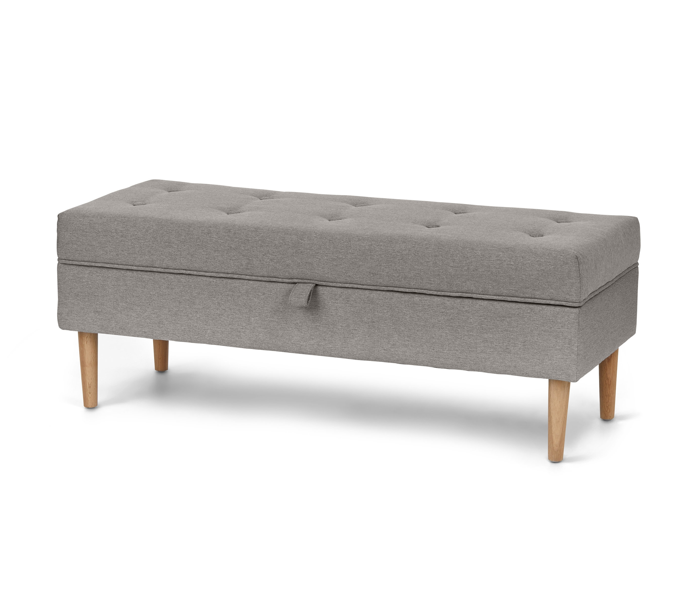 Szara tapicerowana ławka ze schowkiem i drewnianymi nogami.