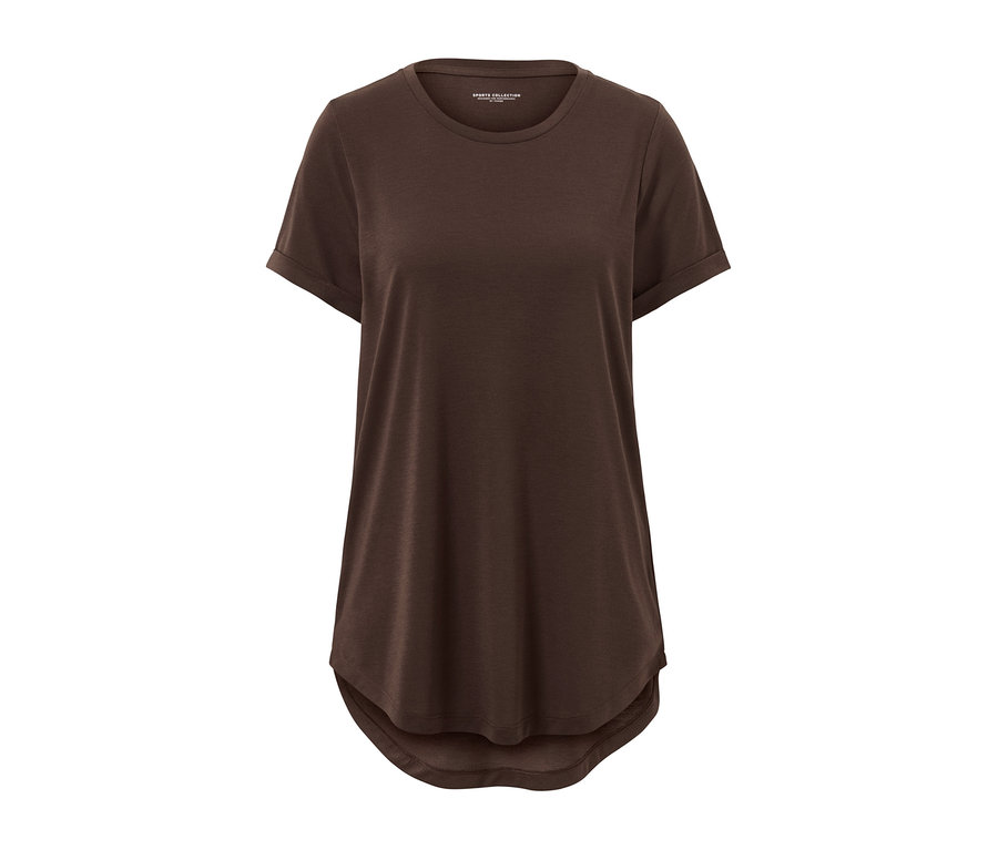 Brązowa długa koszulka na białym tle.