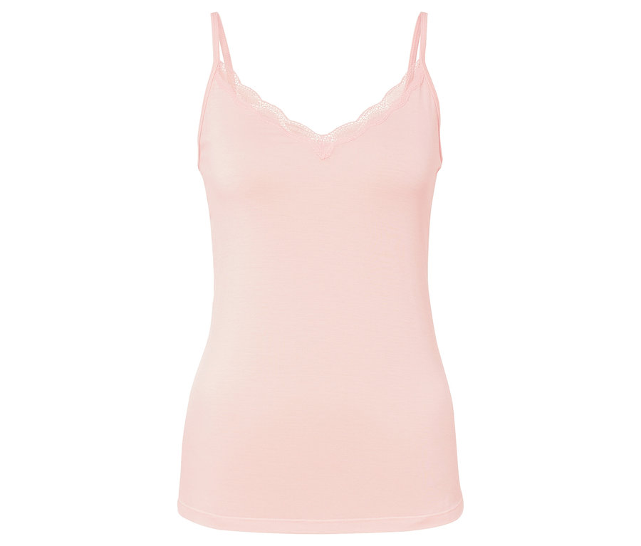 Jasnoróżowy top z koronką na białym tle.