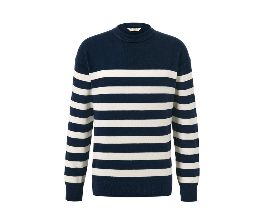 Pasiasty sweter z okrągłym dekoltem.