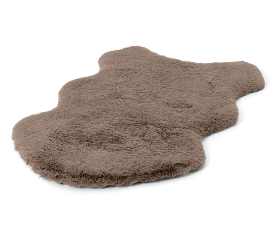 Dekoracyjne sztuczne futro na białym tle.