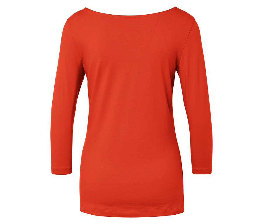 Widok z tyłu pomarańczowej koszulki z rękawami 3/4 i szerokim dekoltem.