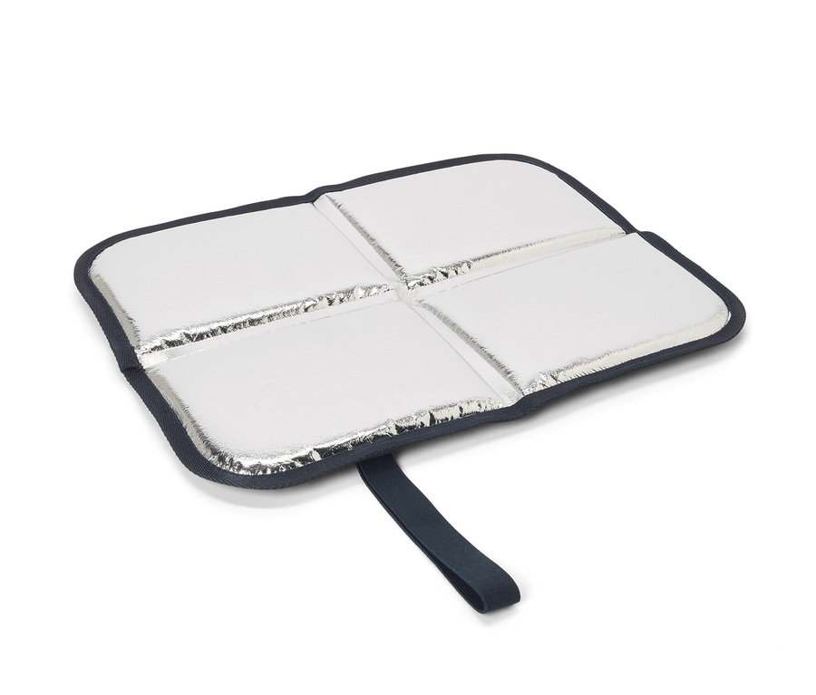 Składana poduszka do siedzenia z izolacją termiczną.